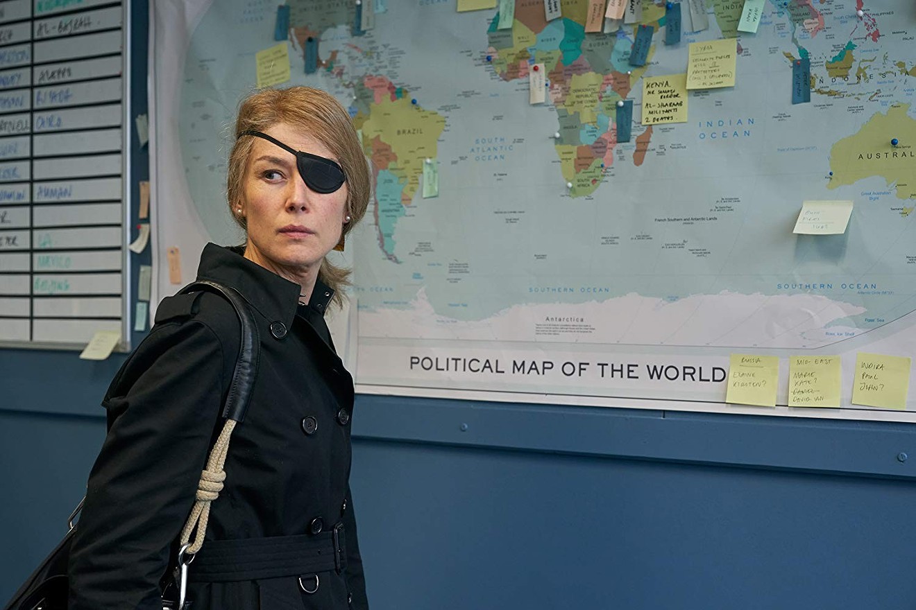 Starring in Matthew Heineman's A Private War, Rosamund Pike plays Marie Colvin, the behind-the-frontlines war correspondent for England’s Sunday Times who died in Syria in 2012.