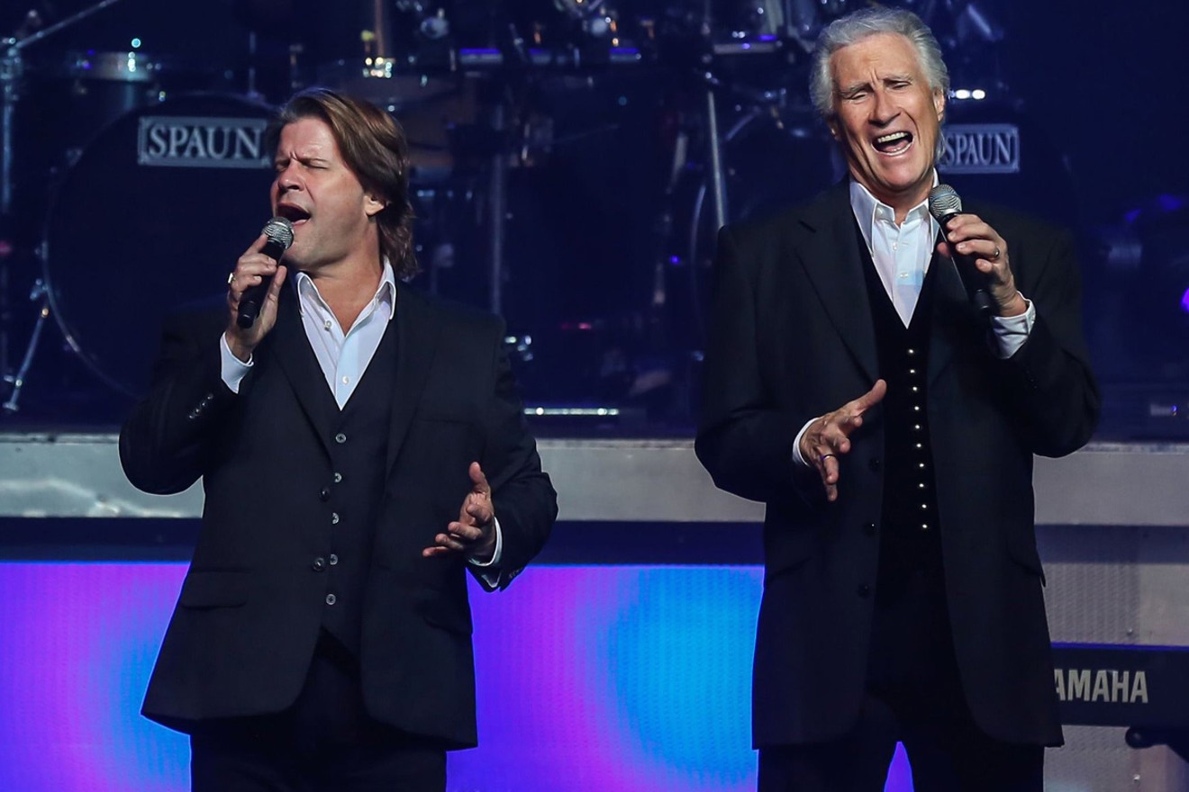 The Rock and Roll Hall of Fame duo of Bill Medley (left) and Bobby Hatfield will appear in Coral Springs Sunday.