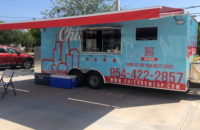 The Chicago Me Up food truck - PHOTO COURTESY OF CHICAGO ME UP